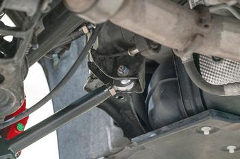 LTA631 - Lower Trailing Arms, Single Adjustable, Rod Ends