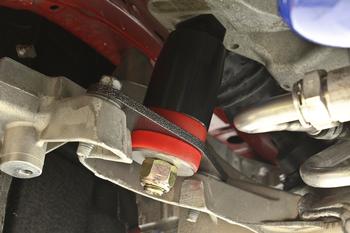 MM009 - Motor Mount Kit, Polyurethane Bushings