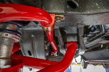 SB004 - Sway Bar Kit With Bushings, Front, Hollow 1.25