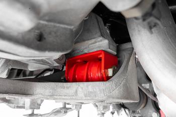 TM560 - Transmission/Differential Mount, Polyurethane