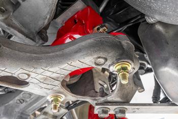 TM570 - Transmission/differential Mount, Polyurethane