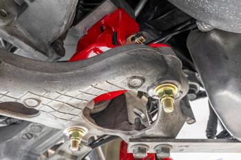 TM571 - Transmission/differential Mount, Delrin